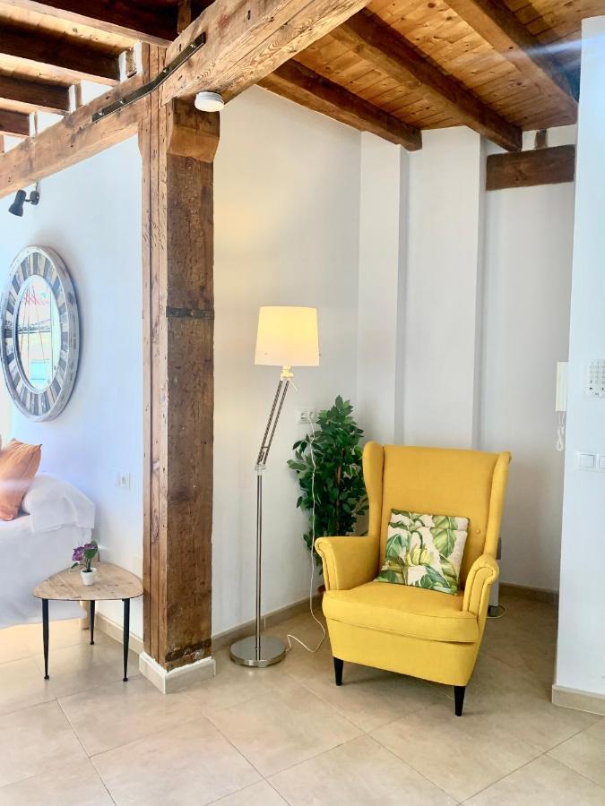 Homely Malaga Loft Gaona Centro Luaran gambar