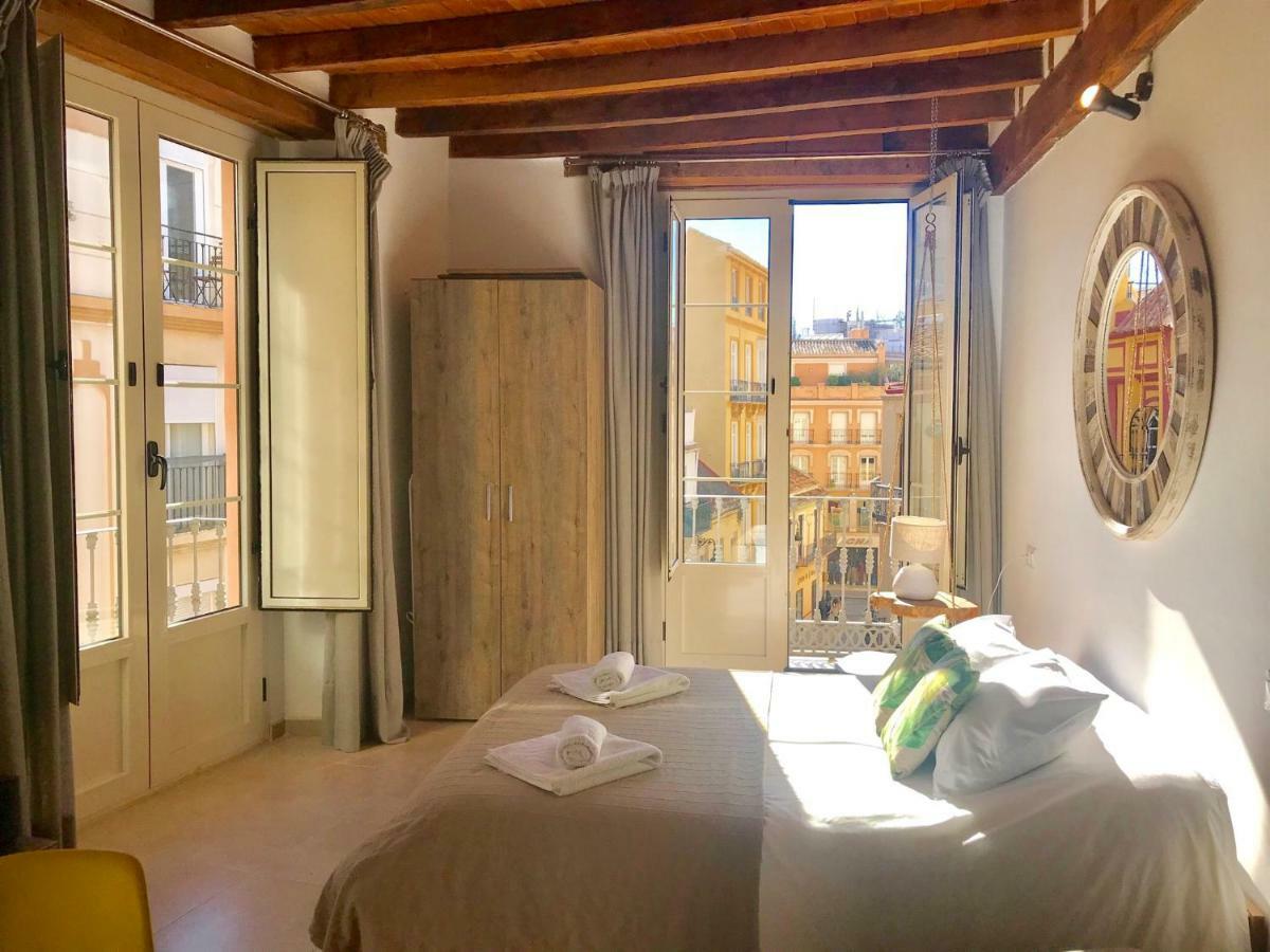 Homely Malaga Loft Gaona Centro Luaran gambar